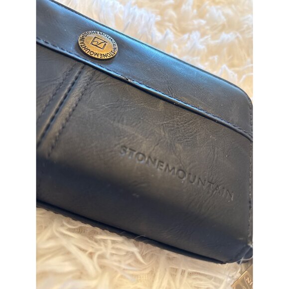Stone Mountain Black Leather Wallet With Multiple Card Slots & Zippered Pockets - Picture 2 of 10